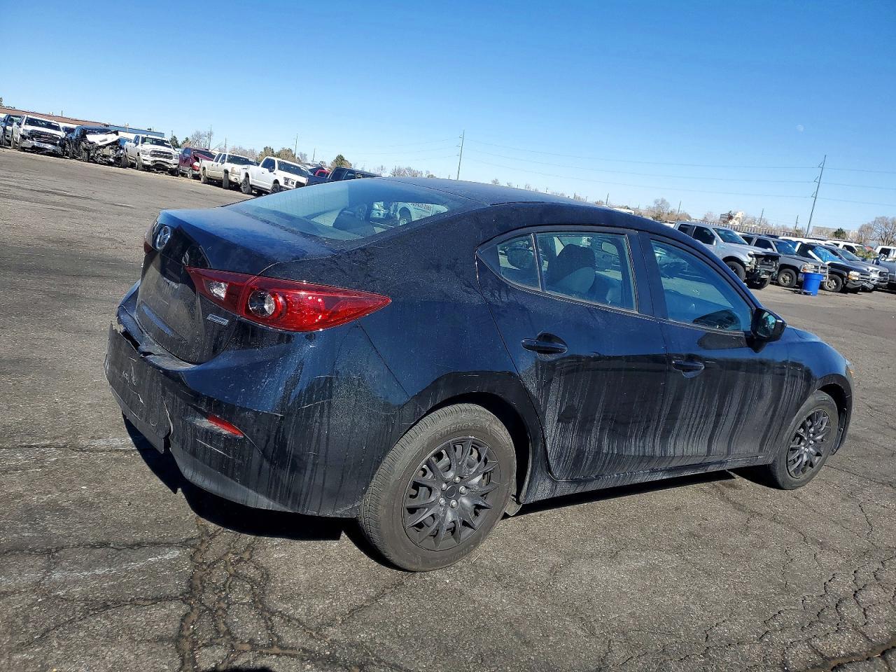 2018 Mazda 3 Sport - Image 3