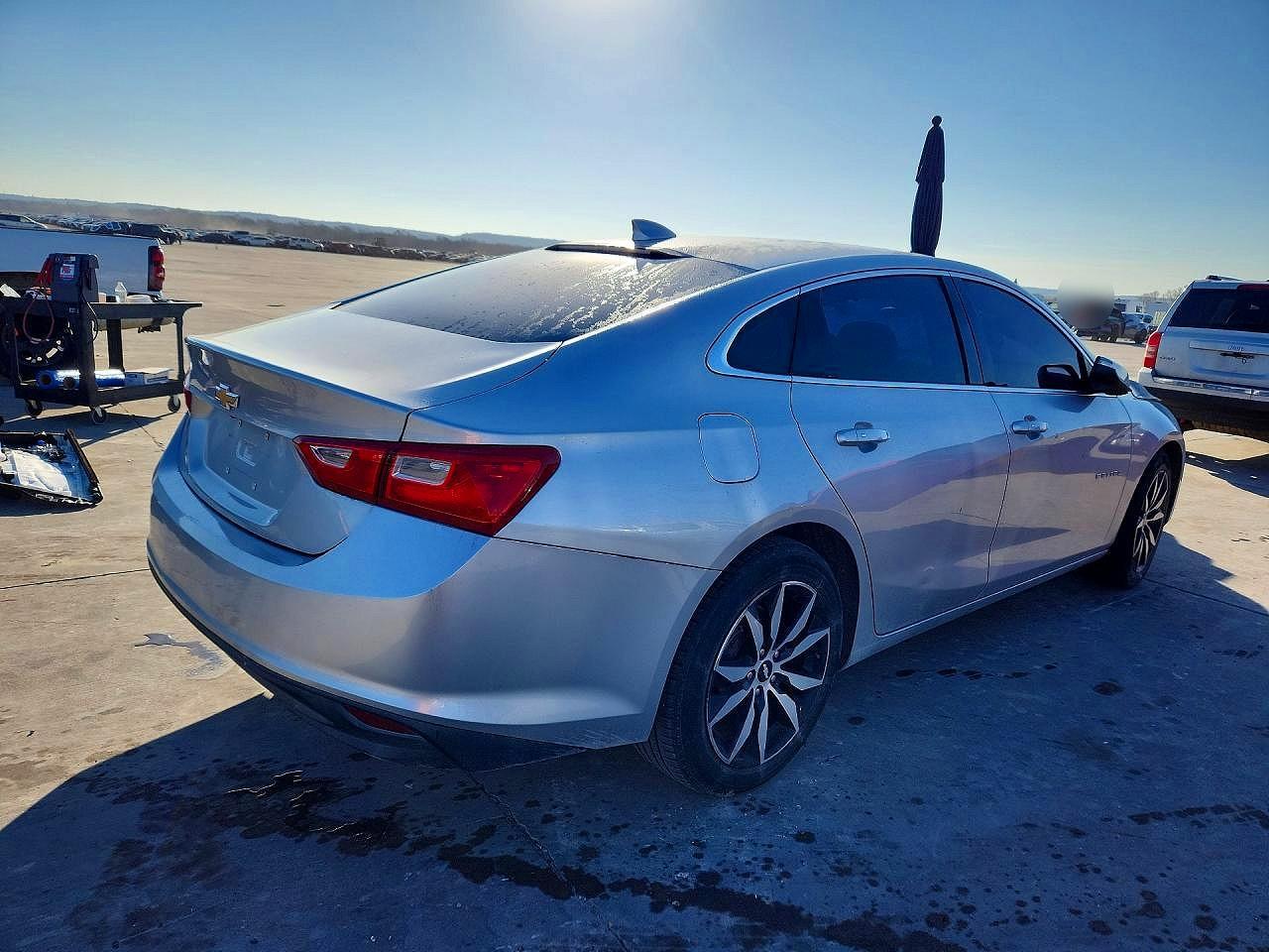 2017 Chevrolet Malibu Lt - Фото 3