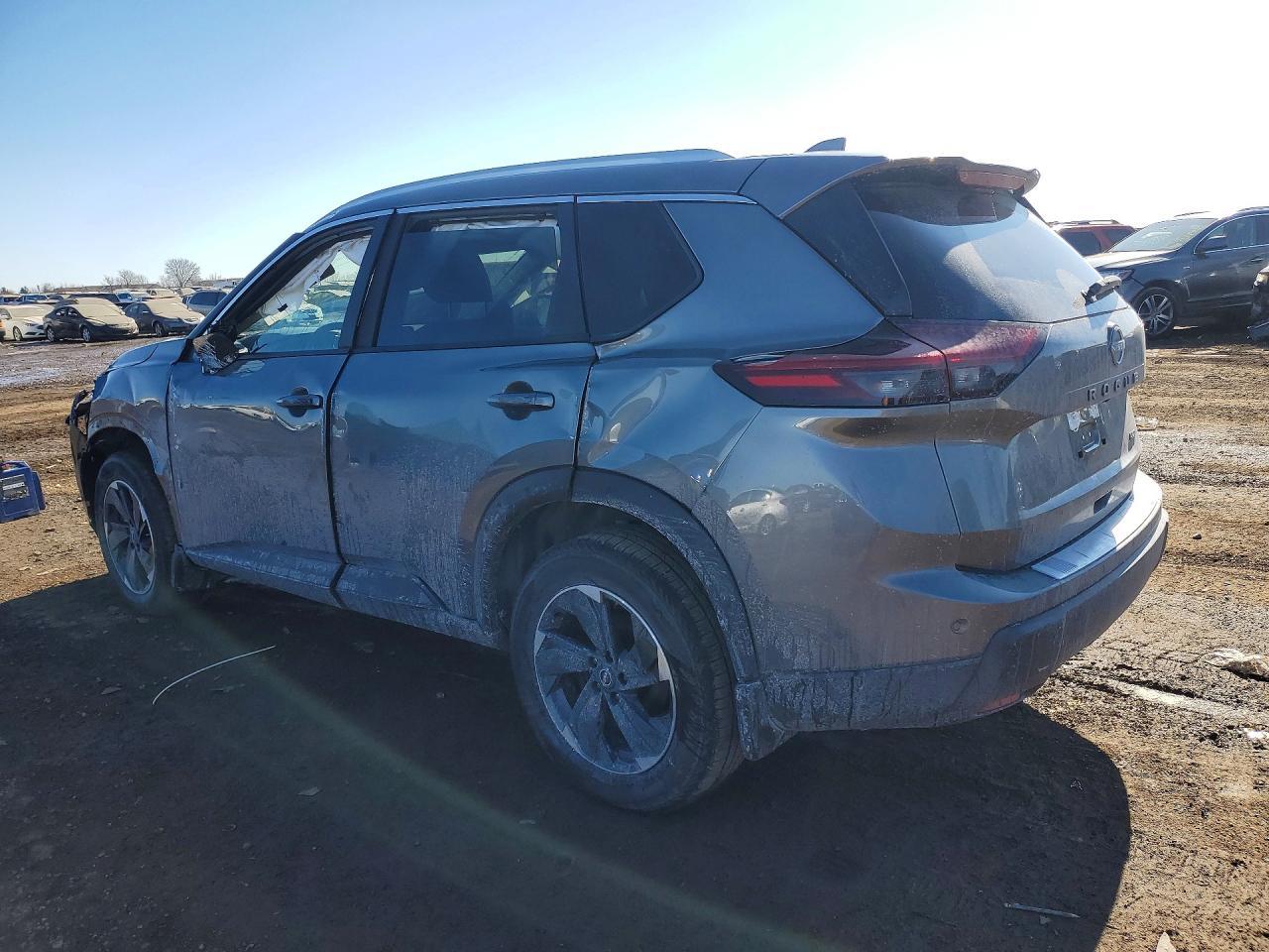 2025 Nissan Rogue Sv - Image 2