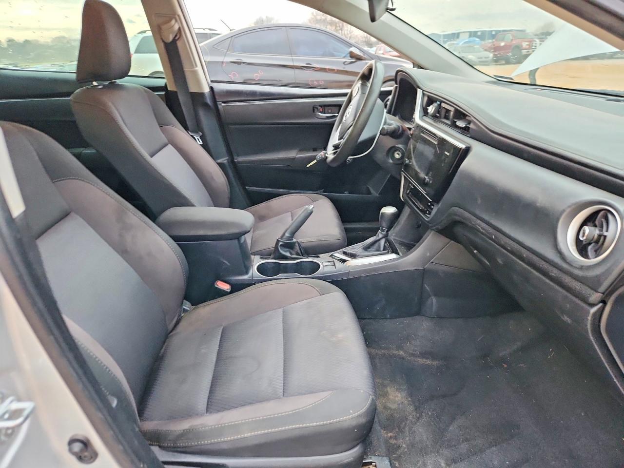 2017 Toyota Corolla L - Image 7