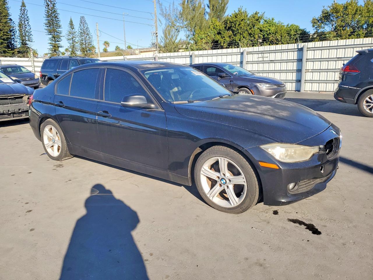 2014 BMW 320 I - Фото 4