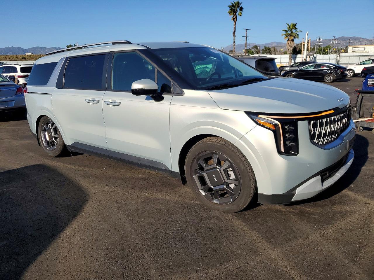 2025 Kia Carnival - Фото 4