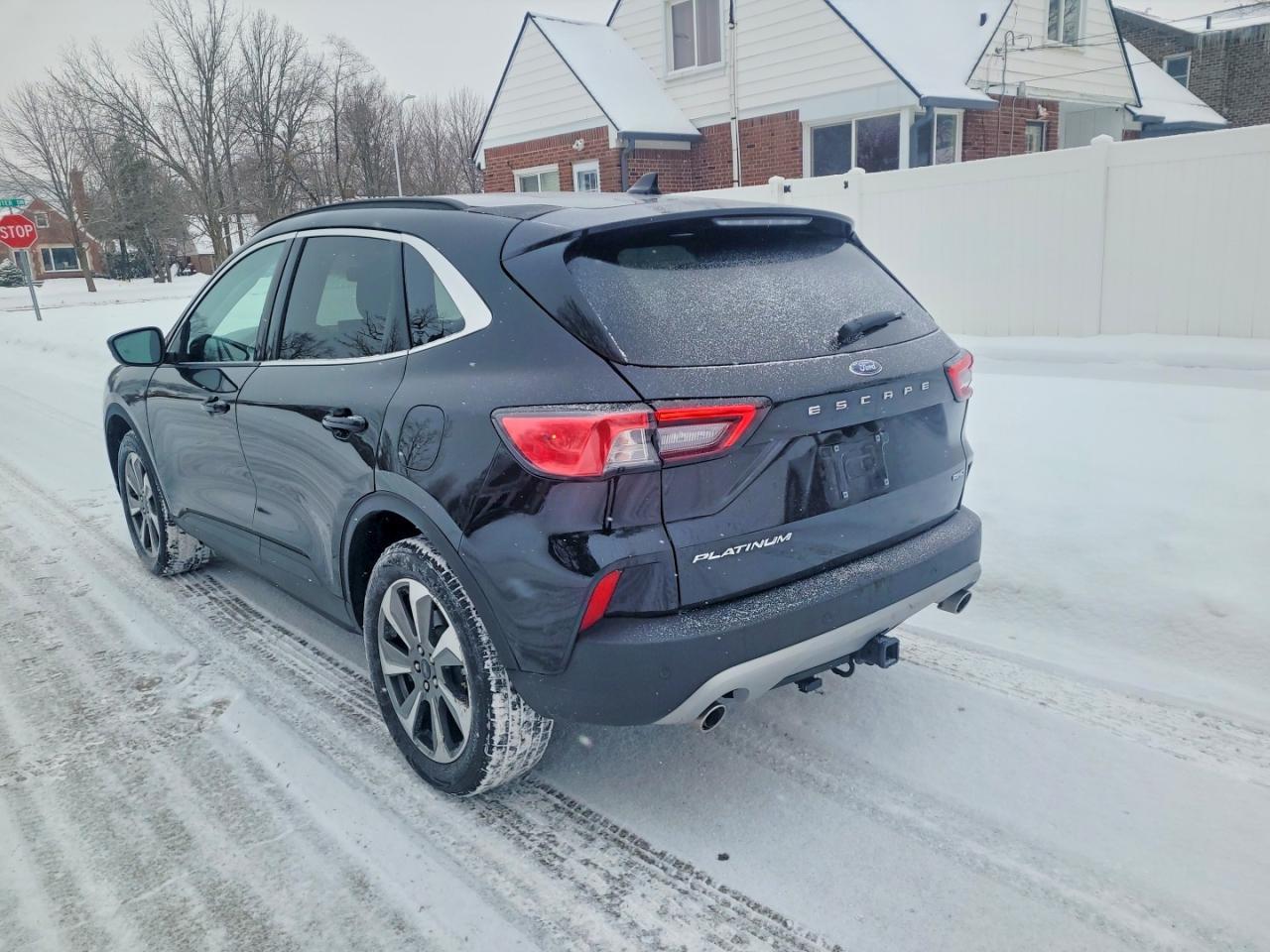 2025 Ford Escape Platinum - Фото 3
