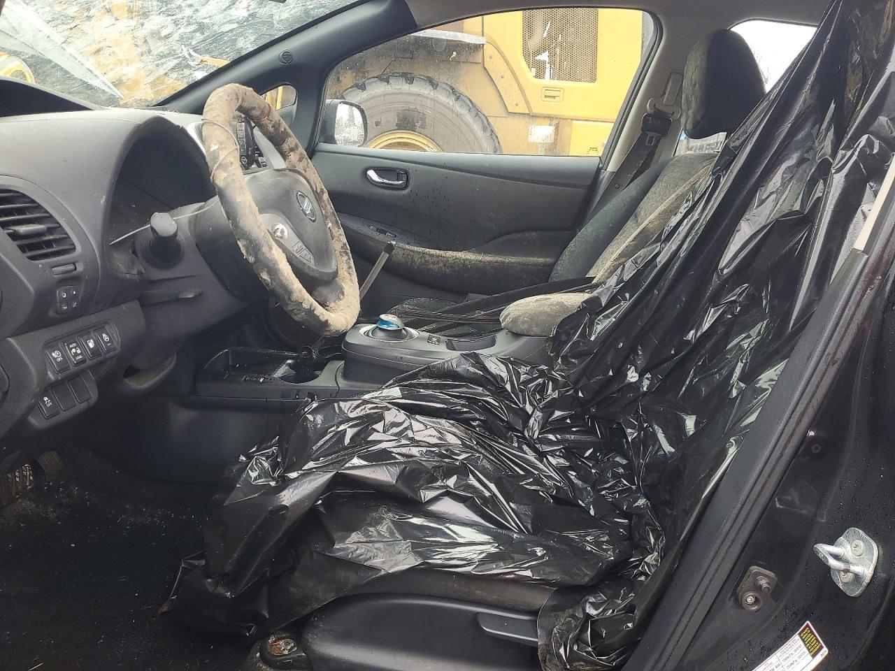 2013 Nissan Leaf S - Фото 7