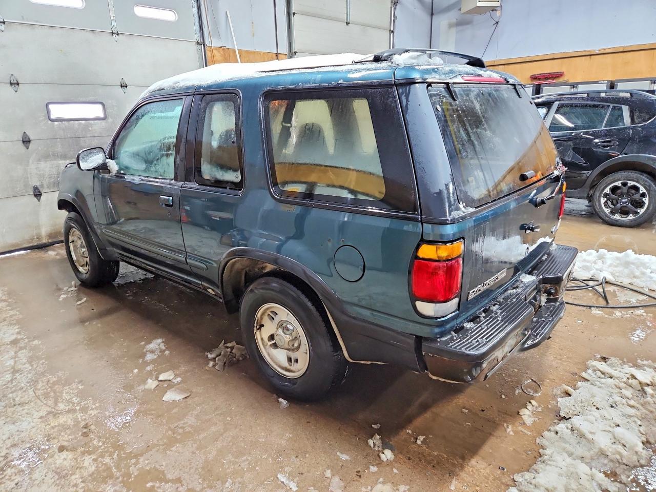 1996 Ford Explorer - Image 2