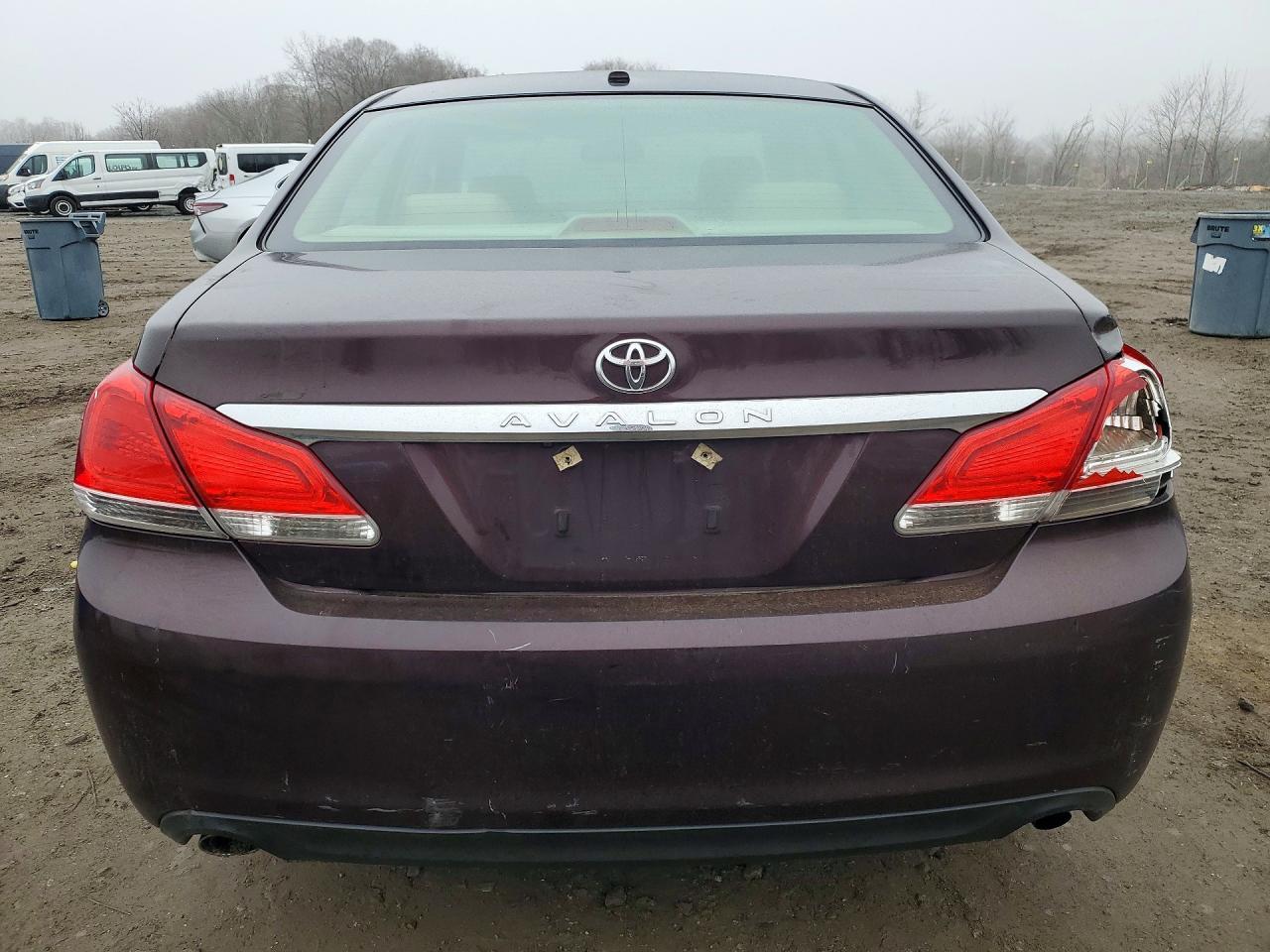 2011 Toyota Avalon Base - Фото 6