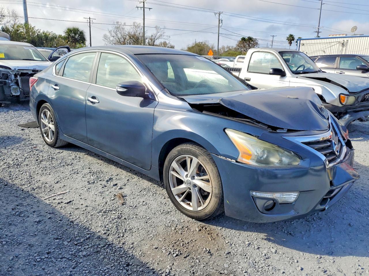 2013 Nissan Altima 2.5 - Фото 4