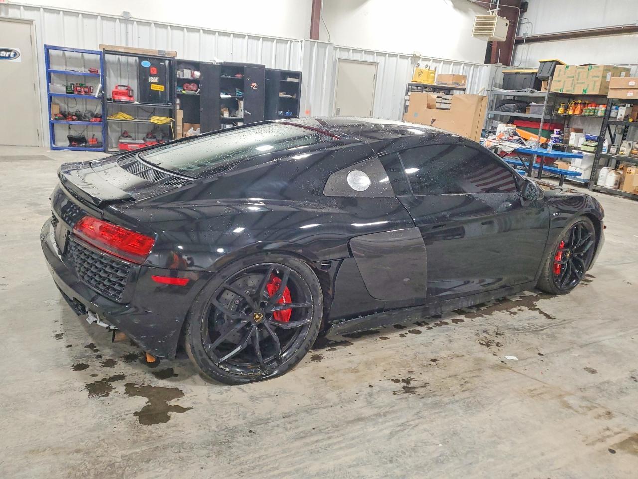 2021 Audi R8 - Фото 3