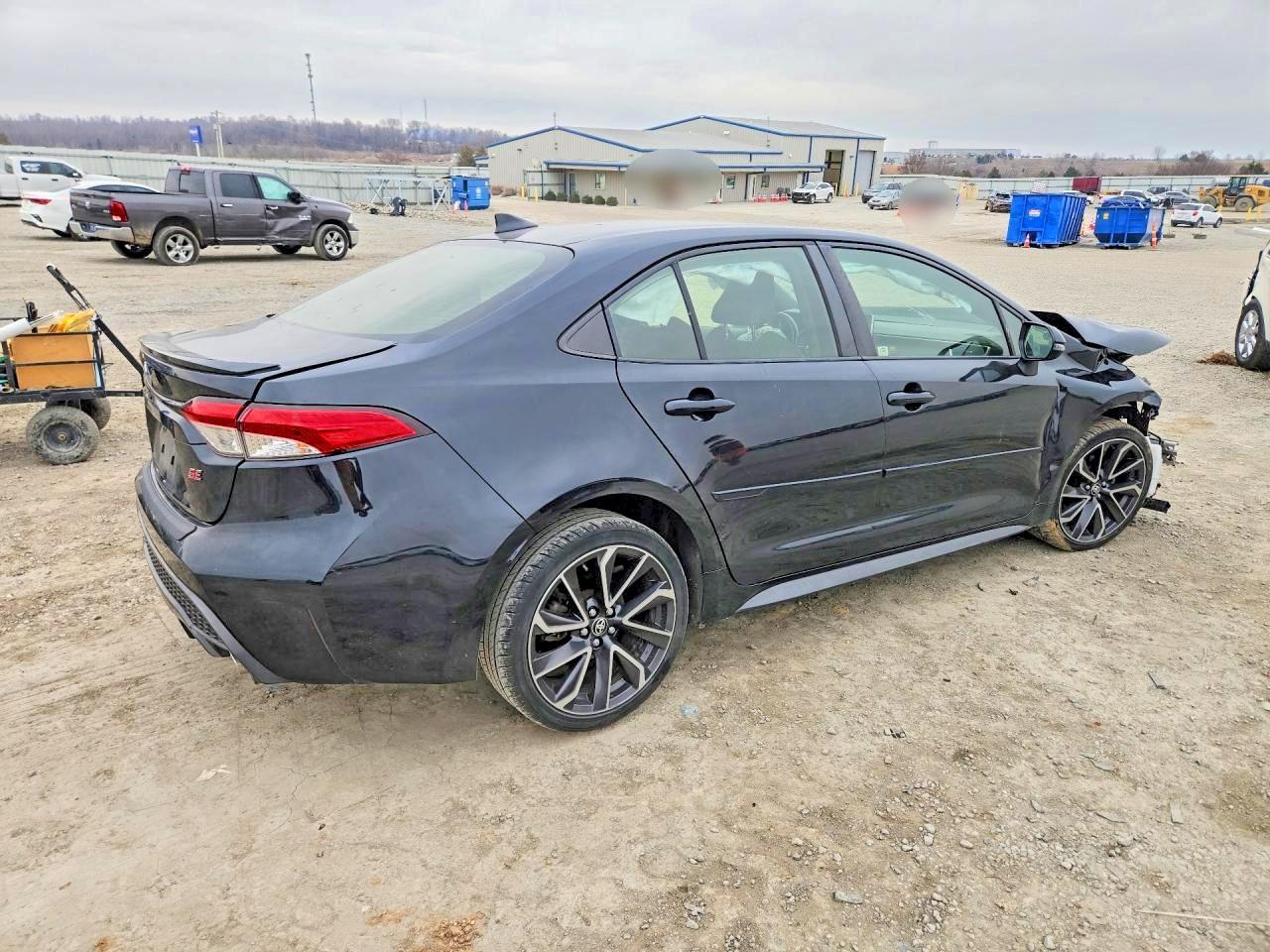 2020 Toyota Corolla Se - Фото 3