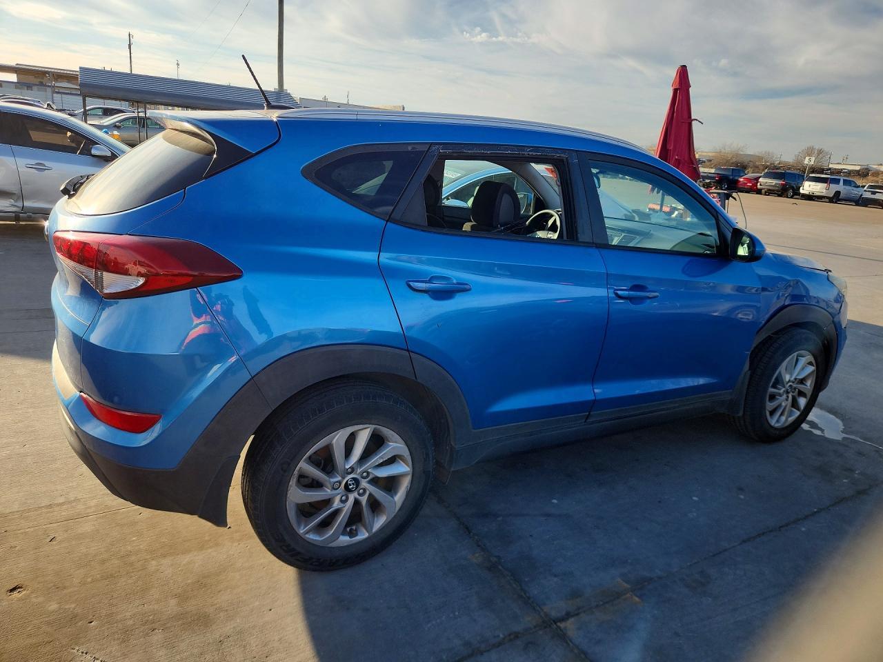 2016 Hyundai Tucson Limited - Image 3
