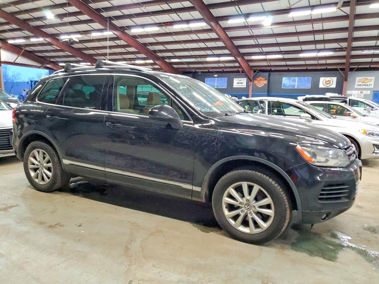 2013 Volkswagen Touareg V6 - Image 4