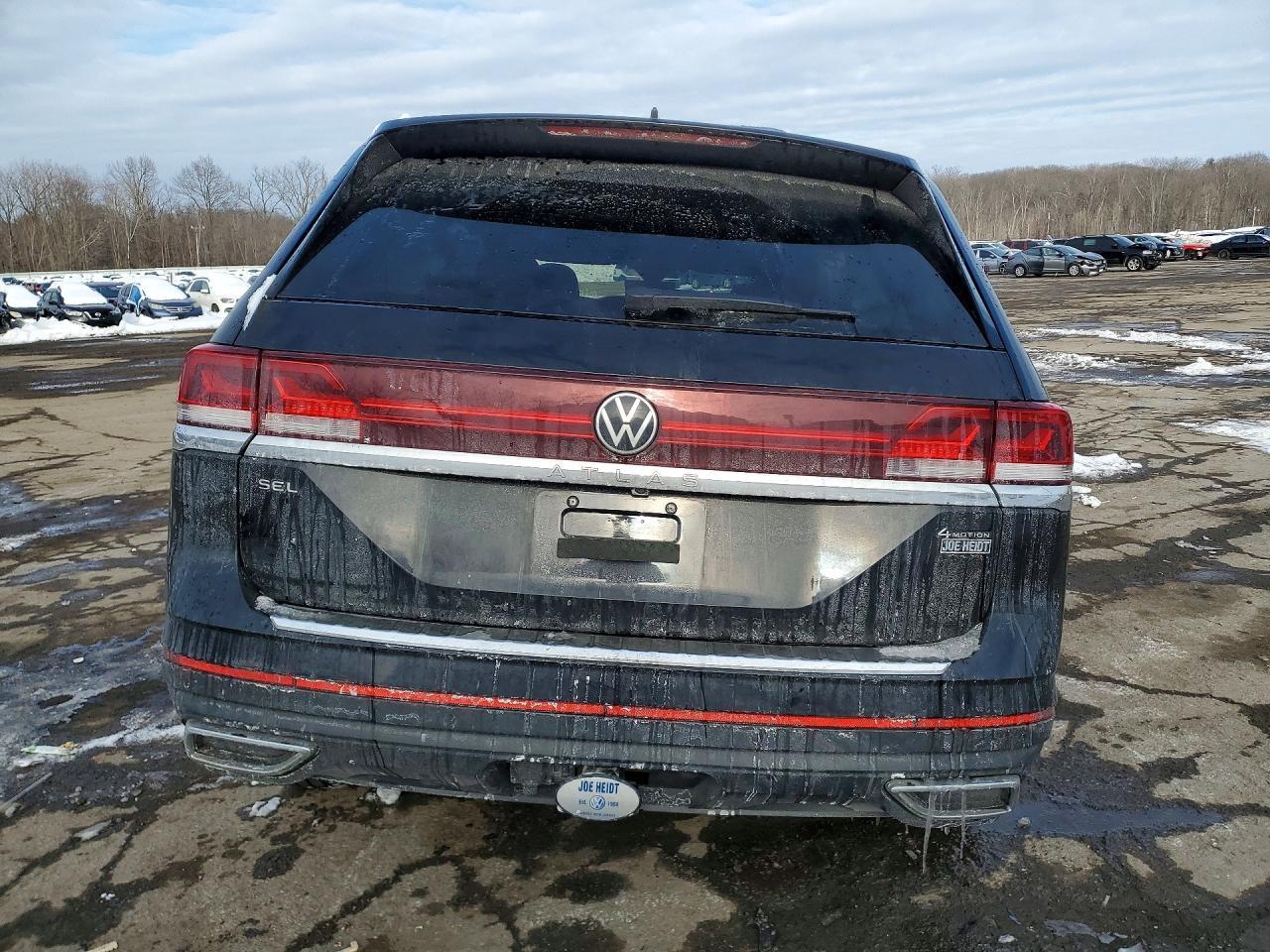 2024 Volkswagen Atlas Sel - Image 6