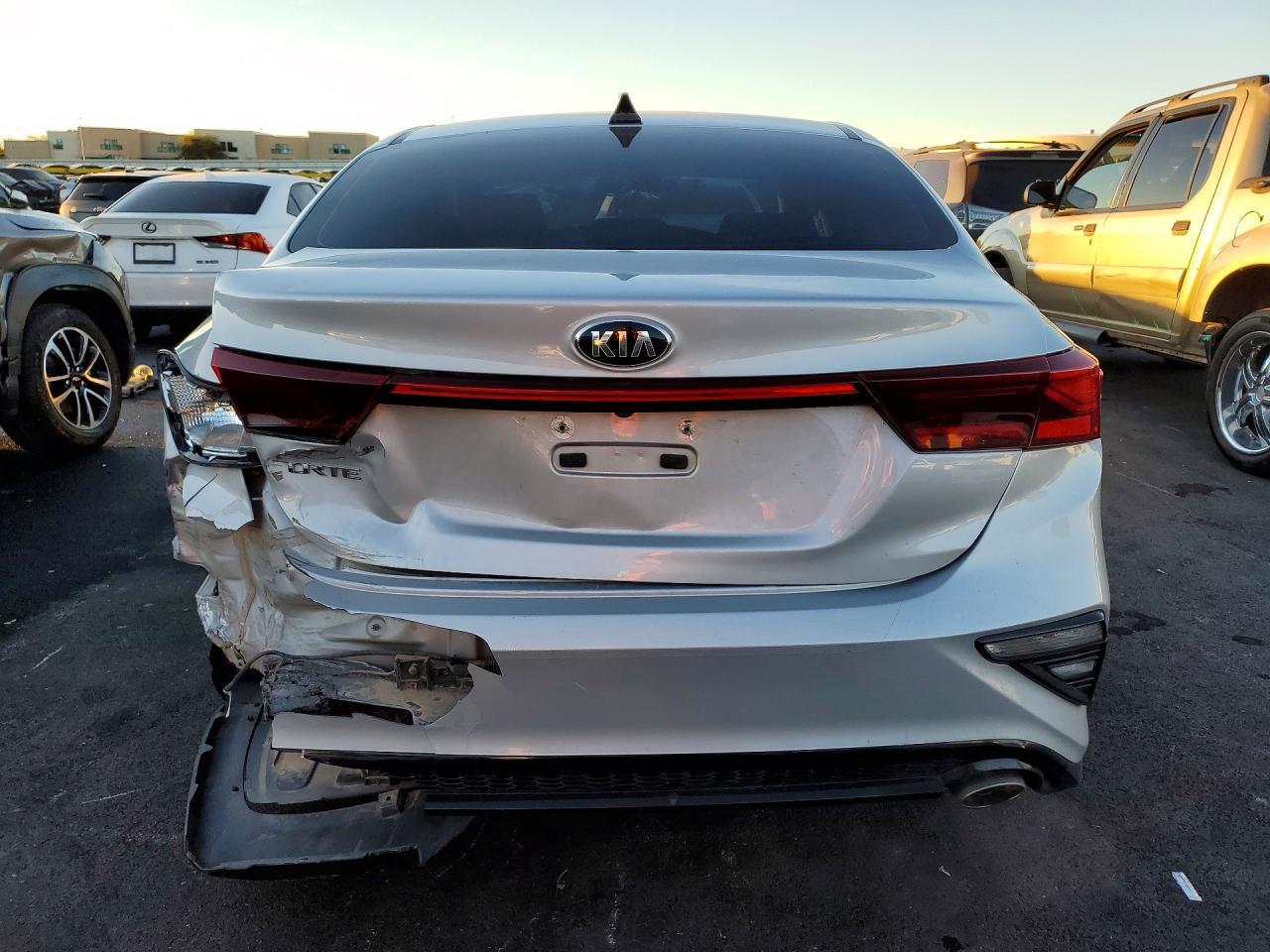 2019 Kia Forte - Фото 6