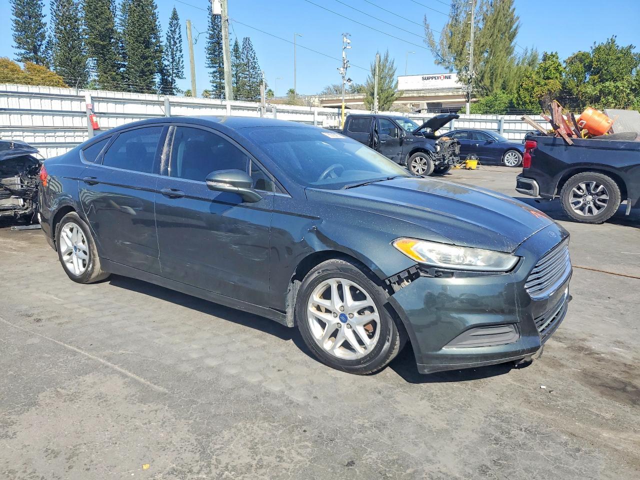 2016 Ford Fusion Se - Image 4