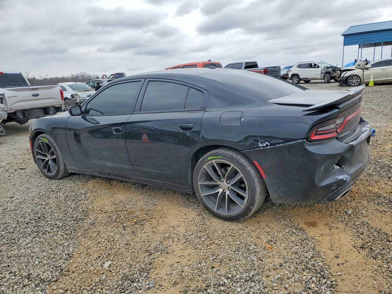 2020 Dodge Charger Sxt - Фото 2