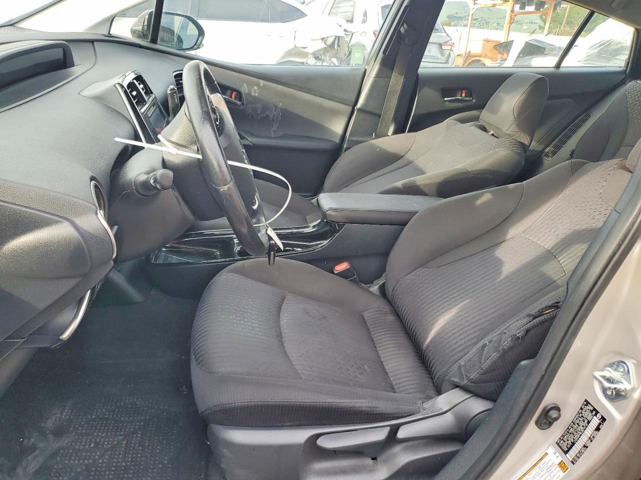 2018 Toyota Prius Prime Plus - Фото 7