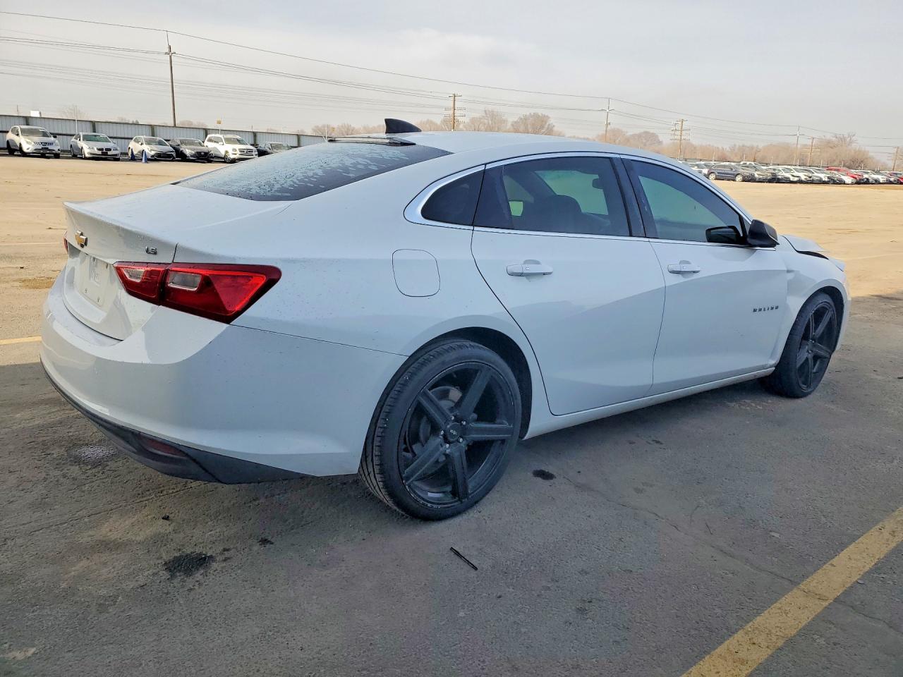 2016 Chevrolet Malibu Ls - Фото 3