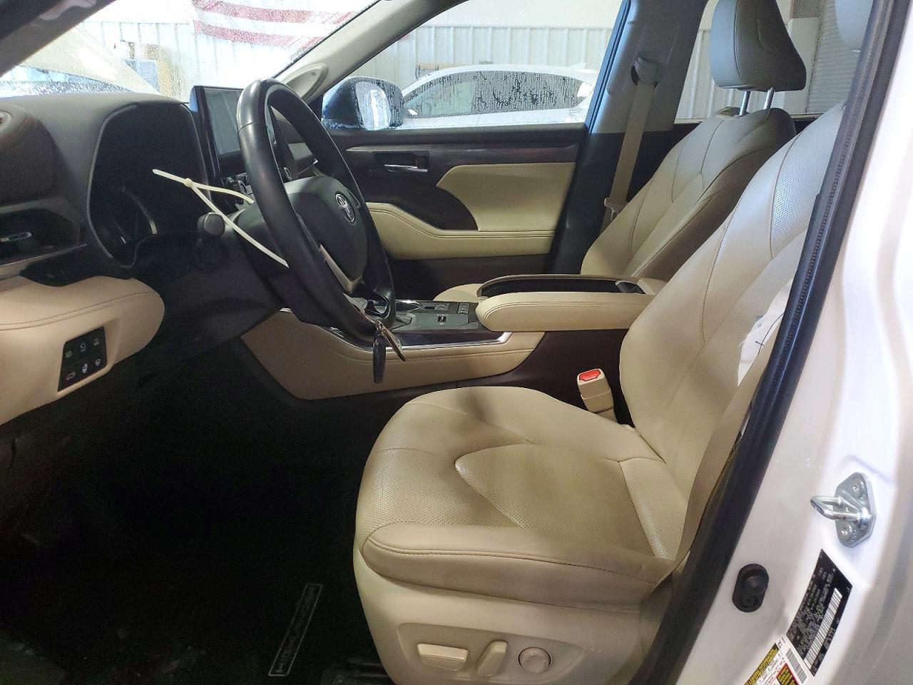 2022 Toyota Highlander Hybrid Limited - Фото 7