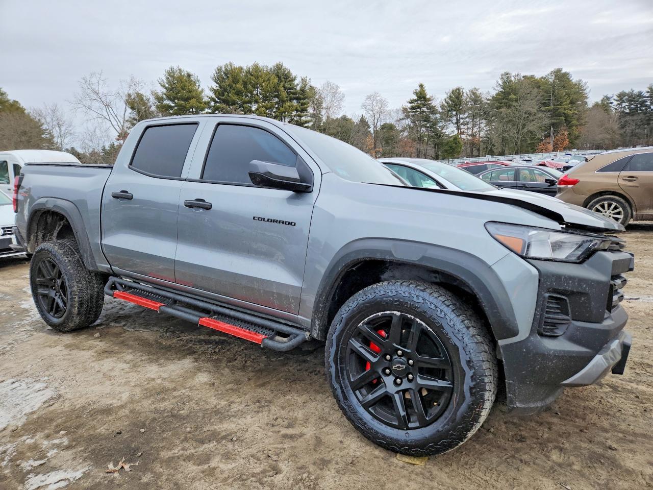 2025 Chevrolet Colorado Trail Boss - Фото 4