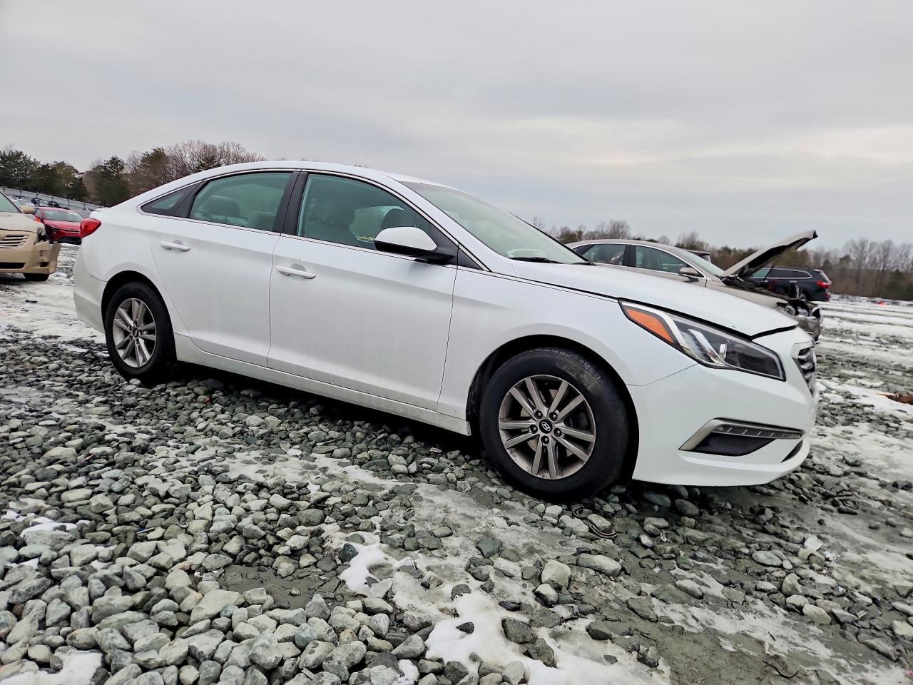 2015 Hyundai Sonata Se - Image 4