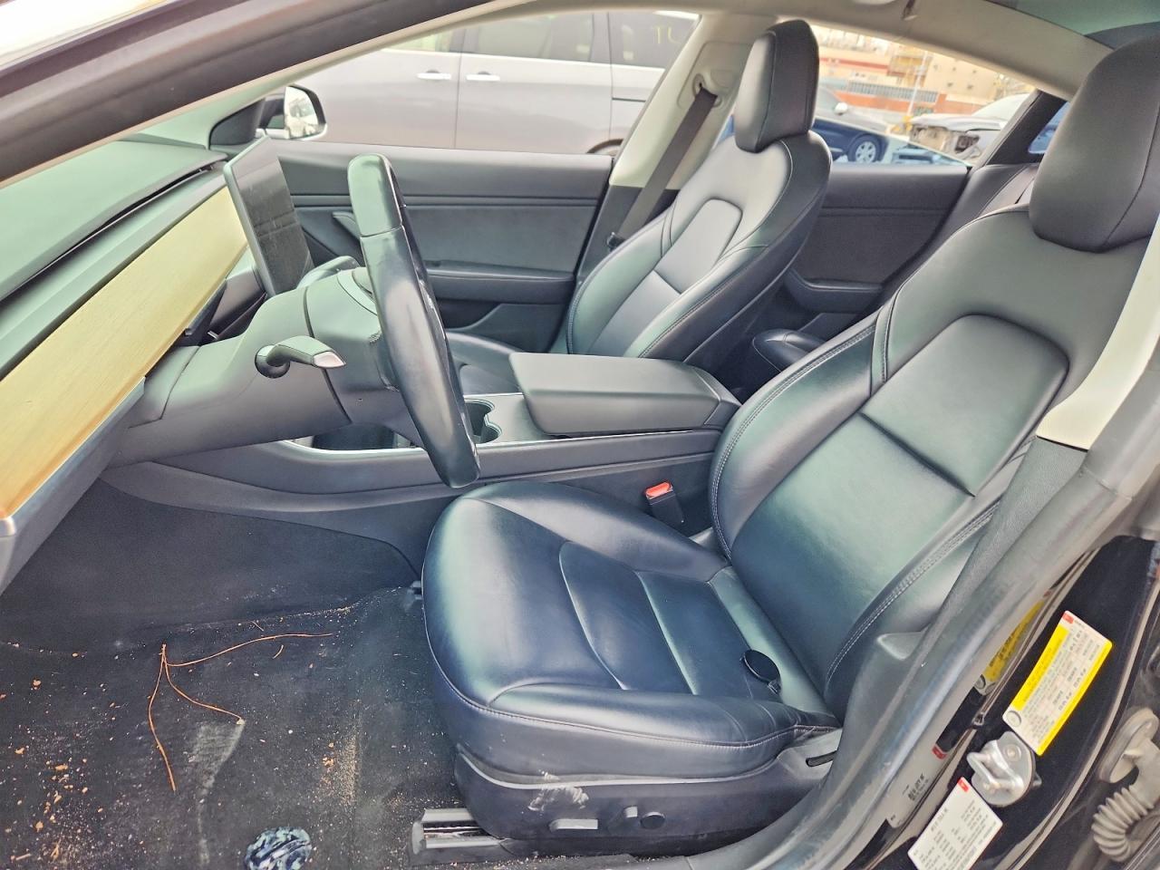 2018 Tesla Model 3 - Image 7
