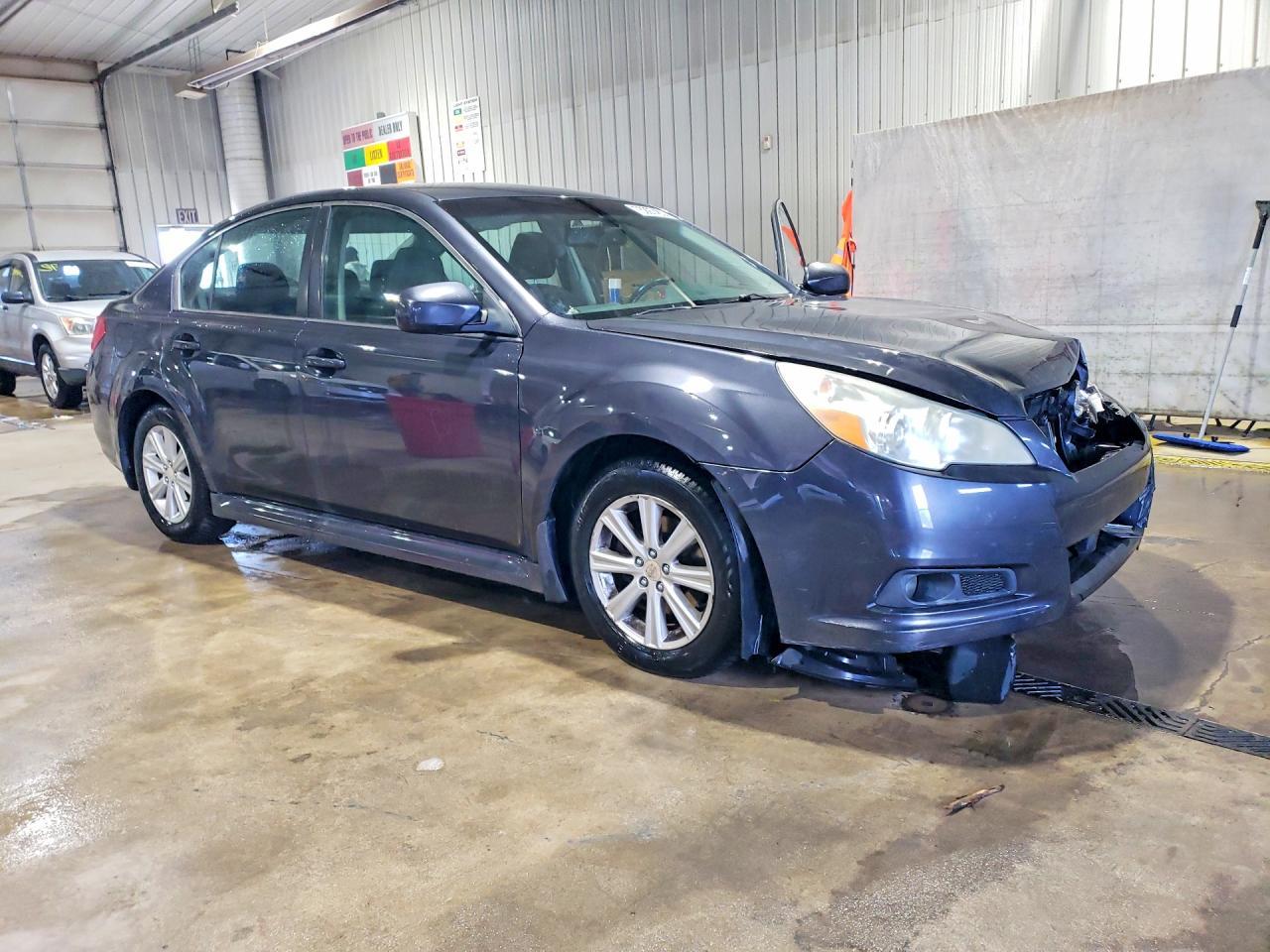 2011 Subaru Legacy 2.5I Premium - Image 4
