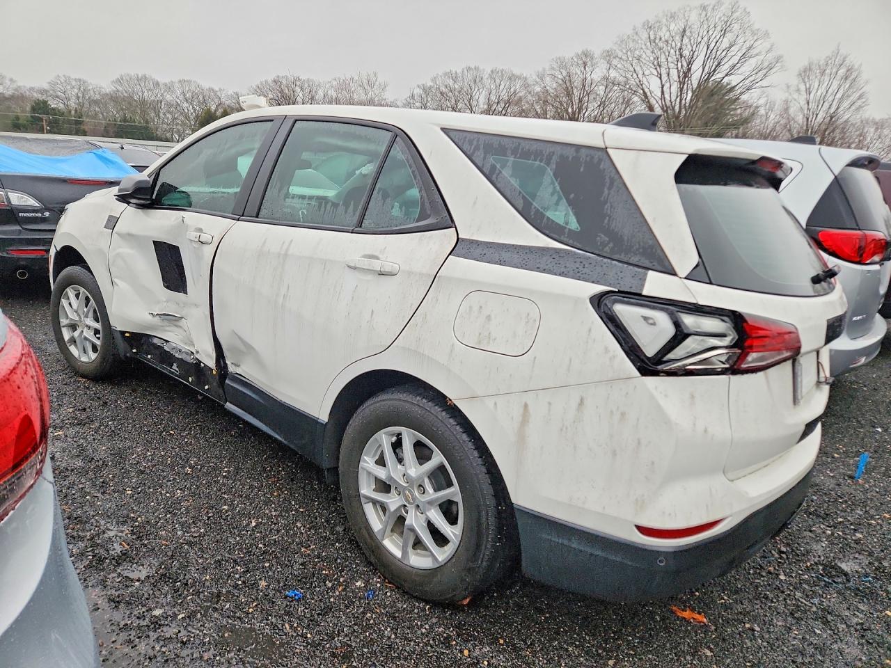 2023 Chevrolet Equinox Ls - Фото 2