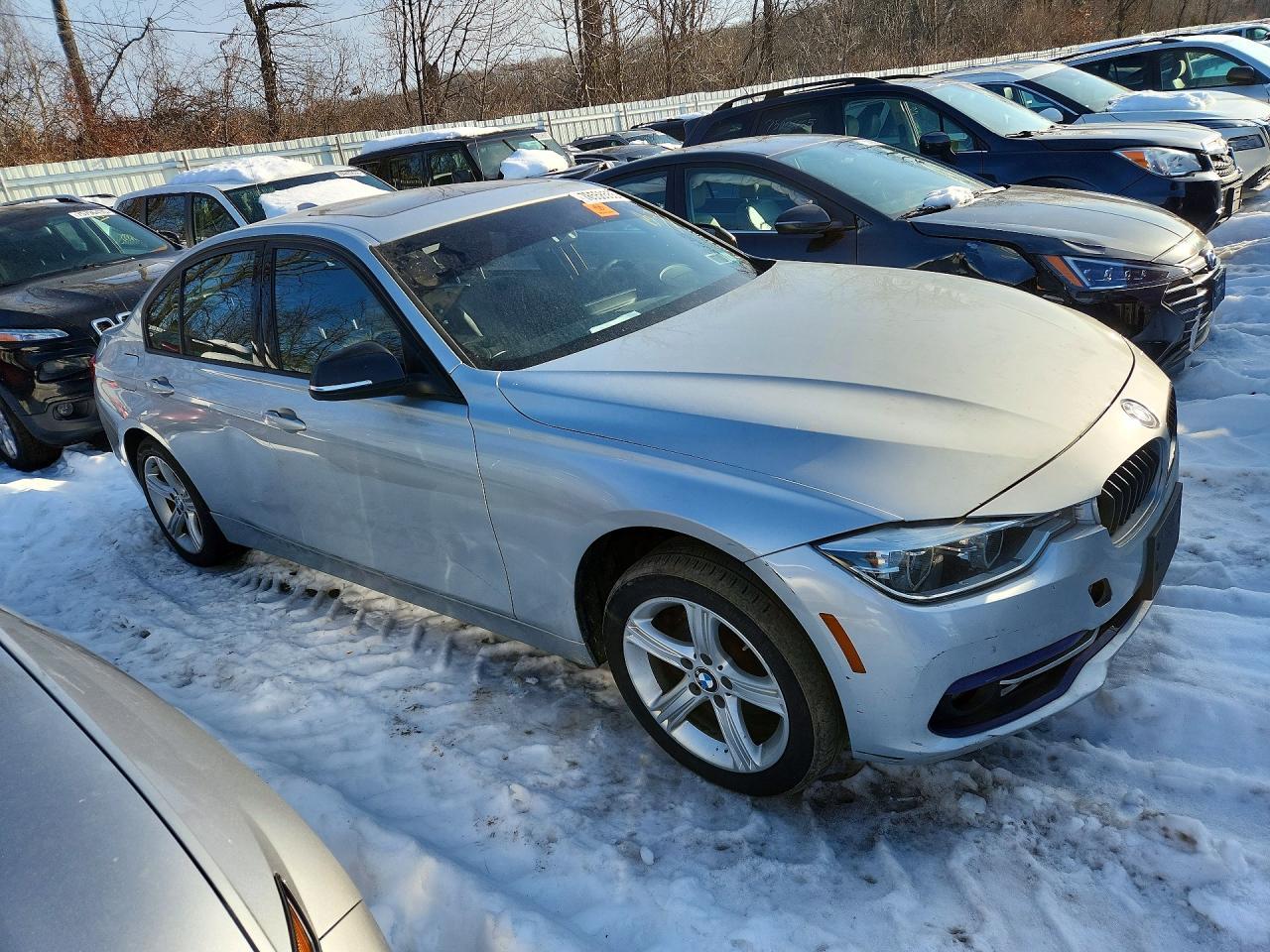 2016 BMW 328 4D Sedan 328I xDrive Sport - Фото 4