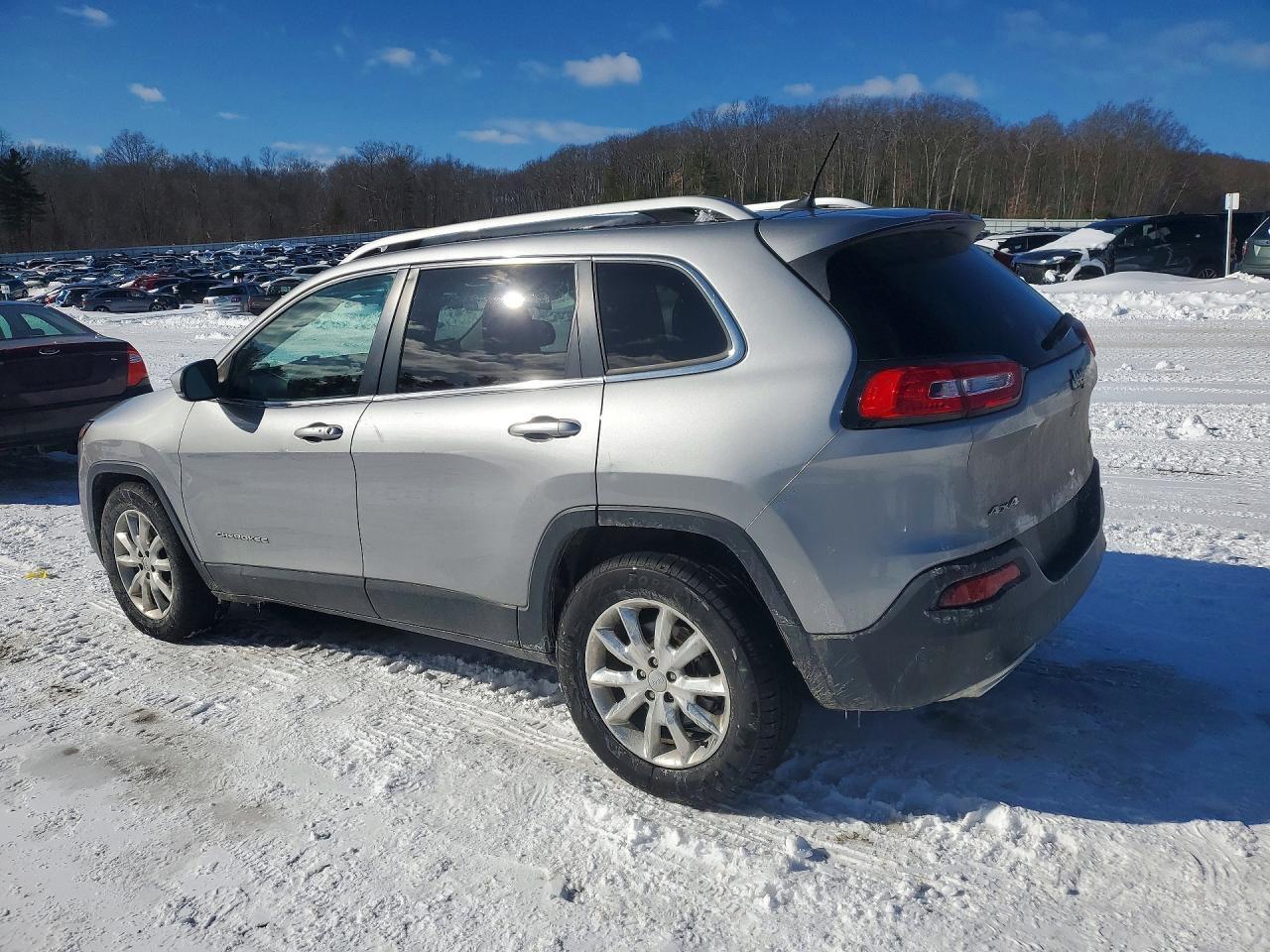 2016 Jeep Cherokee Limited - Image 2