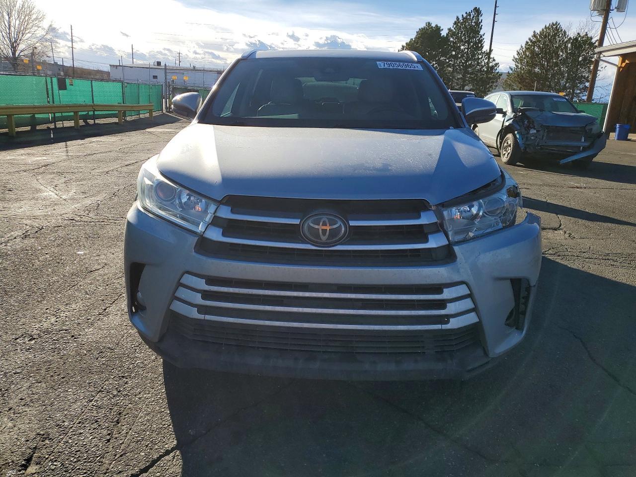 2017 Toyota Highlander Xle - Фото 5
