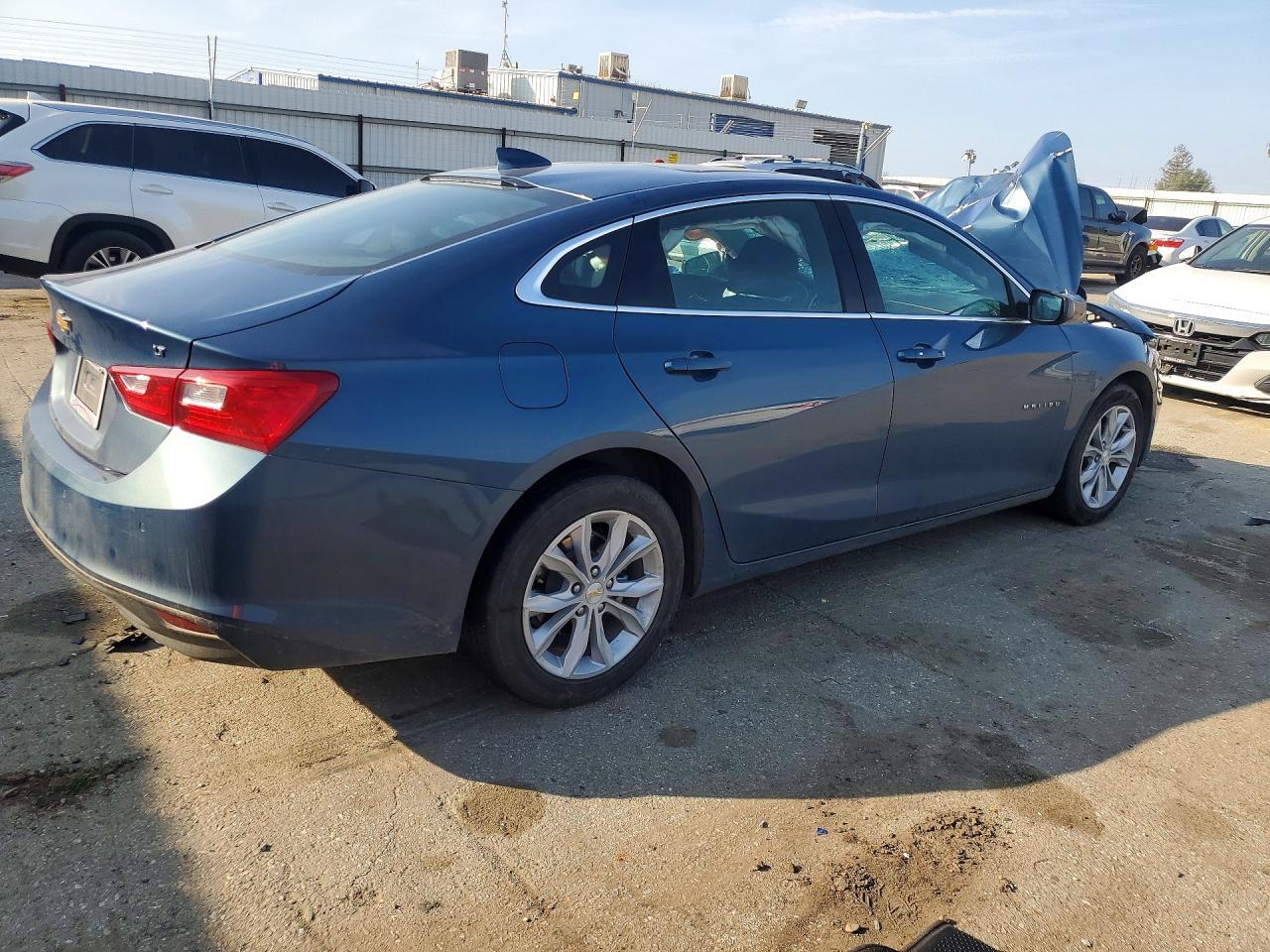 2024 Chevrolet Malibu Lt - Фото 3