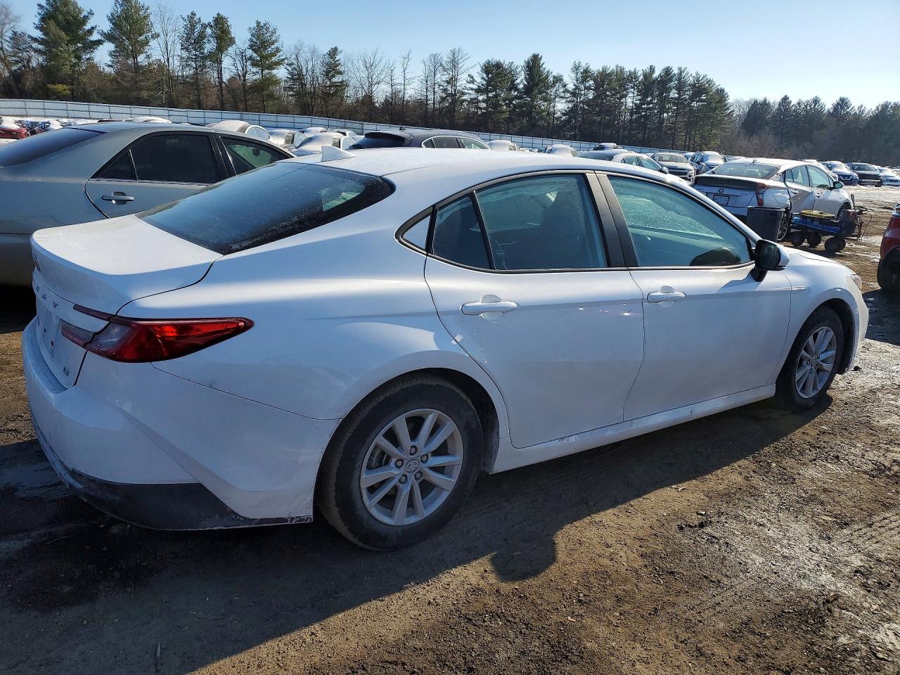 2025 Toyota Camry Xse - Фото 3