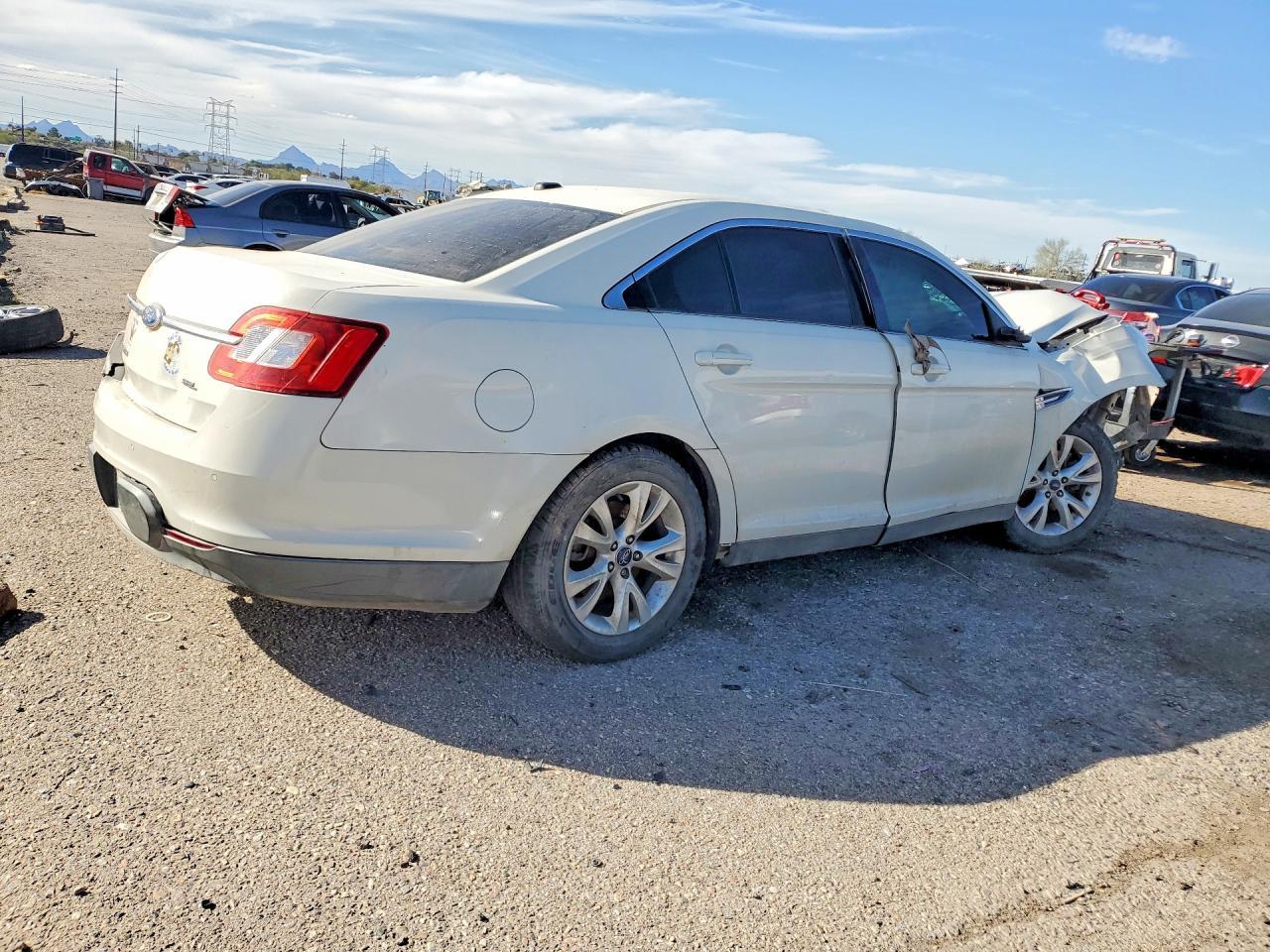2011 Ford Taurus Sel - Image 3