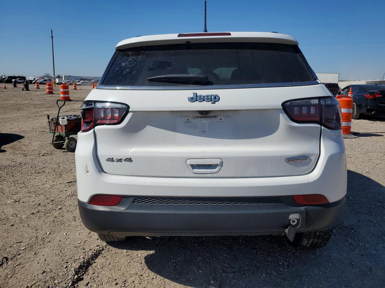 2024 Jeep Compass Latitude - Фото 6
