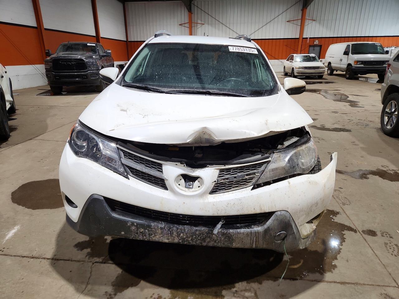 2015 Toyota Rav4 Le - Image 5