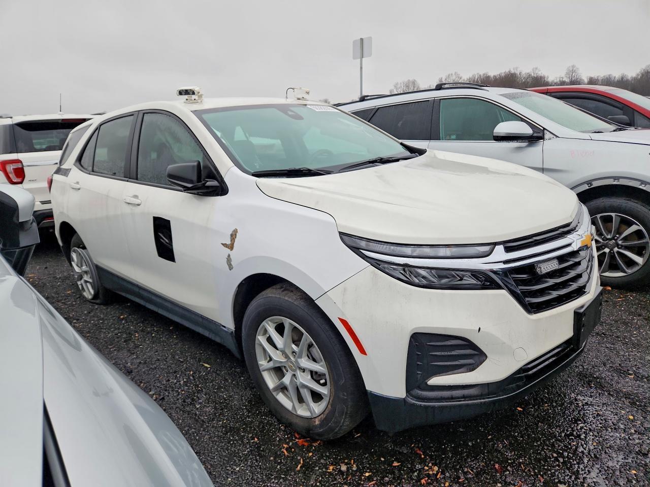 2023 Chevrolet Equinox Ls - Фото 4