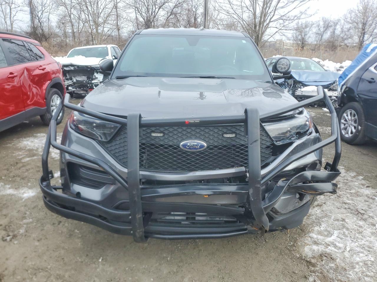 2023 Ford Explorer Police Interceptor - Image 5