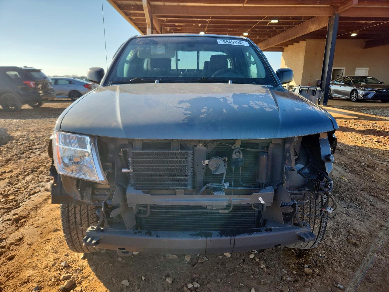 2005 Nissan Frontier Se - Фото 5