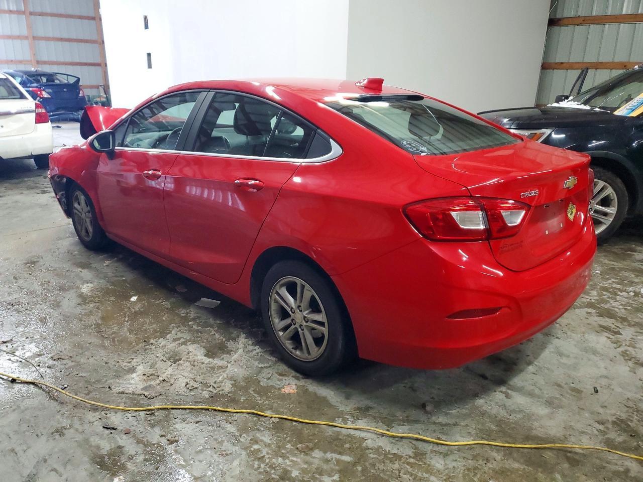 2018 Chevrolet Cruze Lt - Фото 2