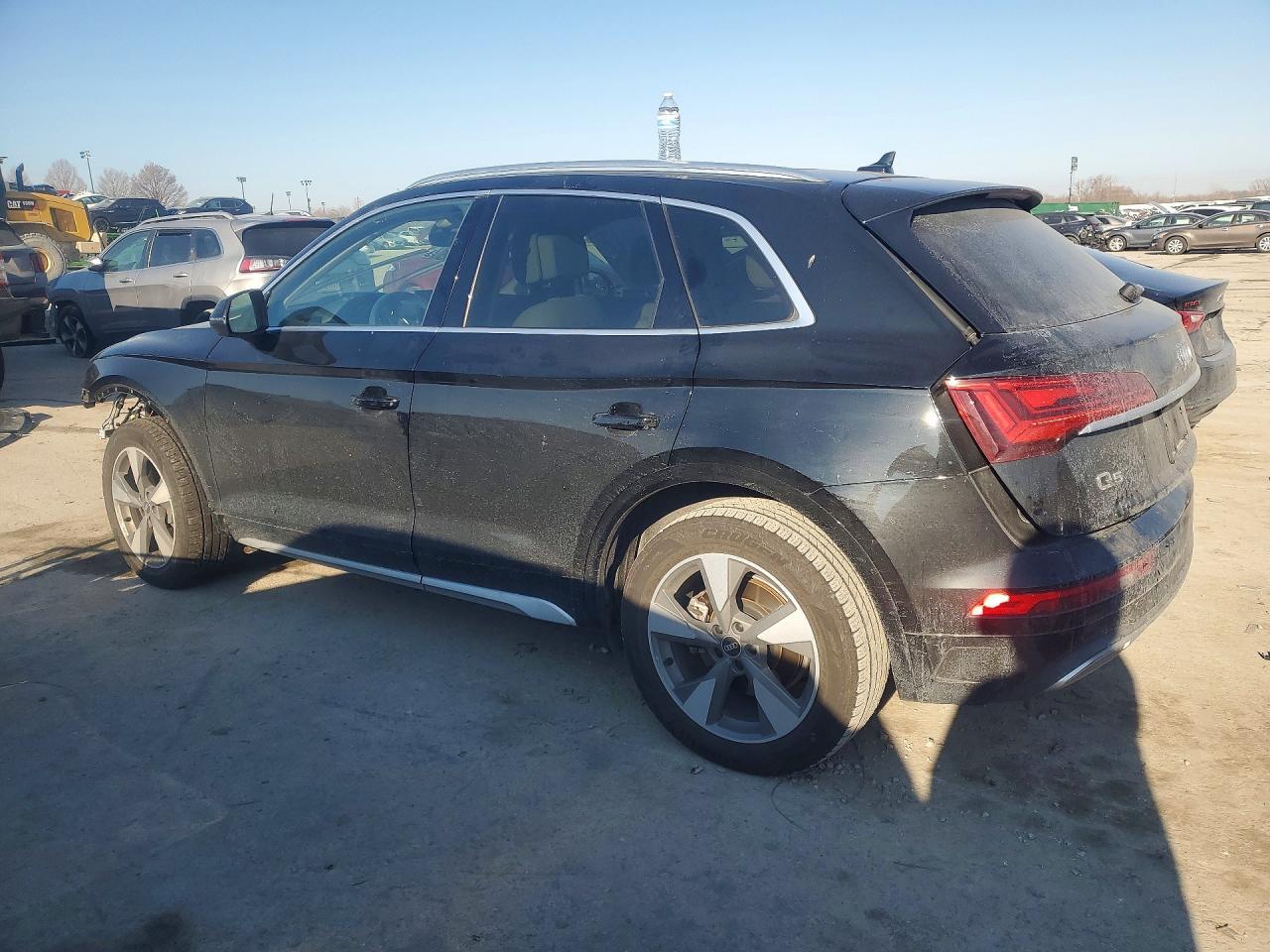 2022 Audi Q5 Premium 40 - Фото 2