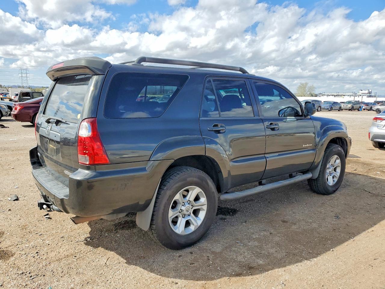 2007 Toyota 4Runner Sr5 - Image 3