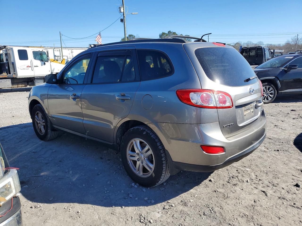 2011 Hyundai Santa Fe - Фото 2