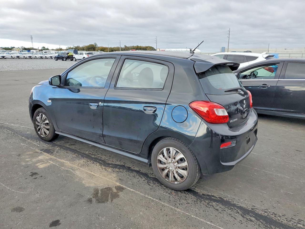 2020 Mitsubishi Mirage Es - Image 2