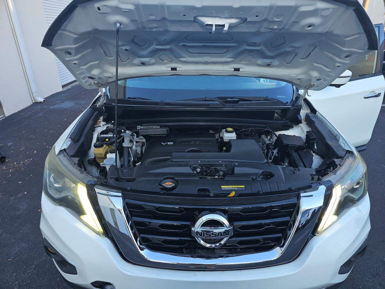 2018 Nissan Pathfinder S - Фото 7