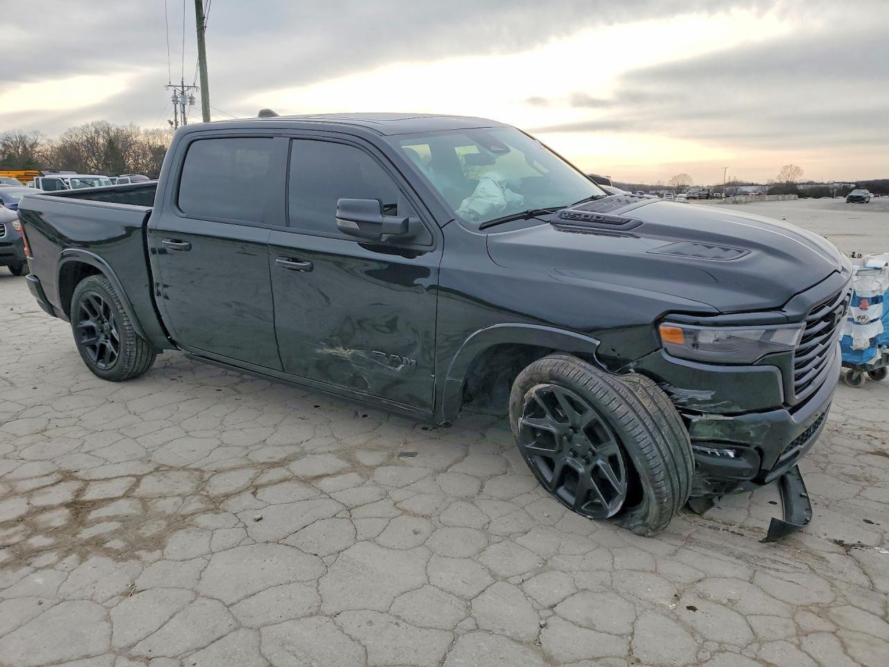 2025 Ram 1500 Laramie - Image 4