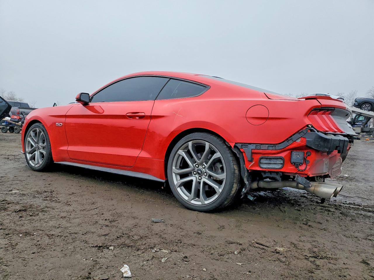 2019 Ford Mustang Gt - Фото 2