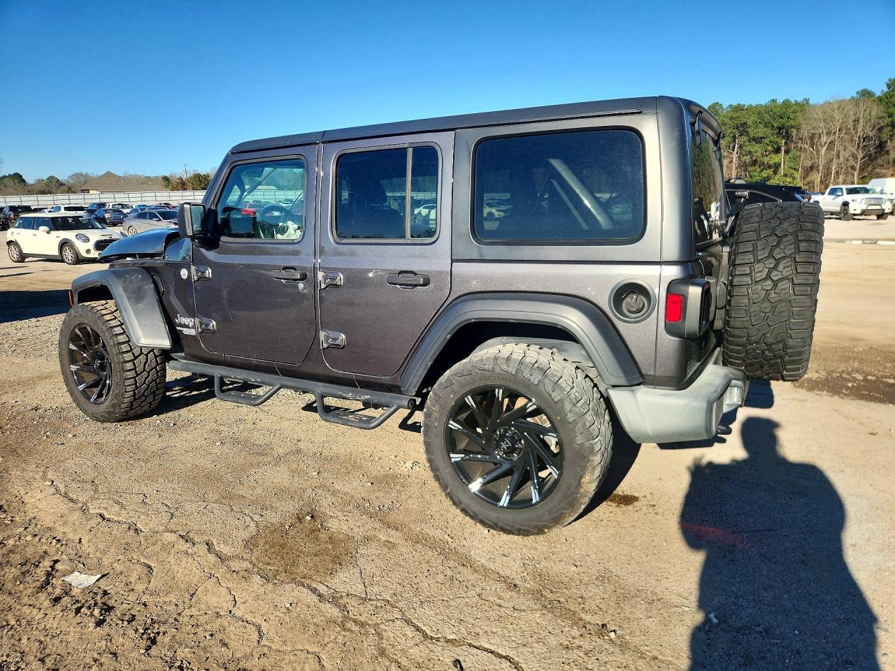 2020 Jeep Wrangler Unlimited Sport - Фото 2