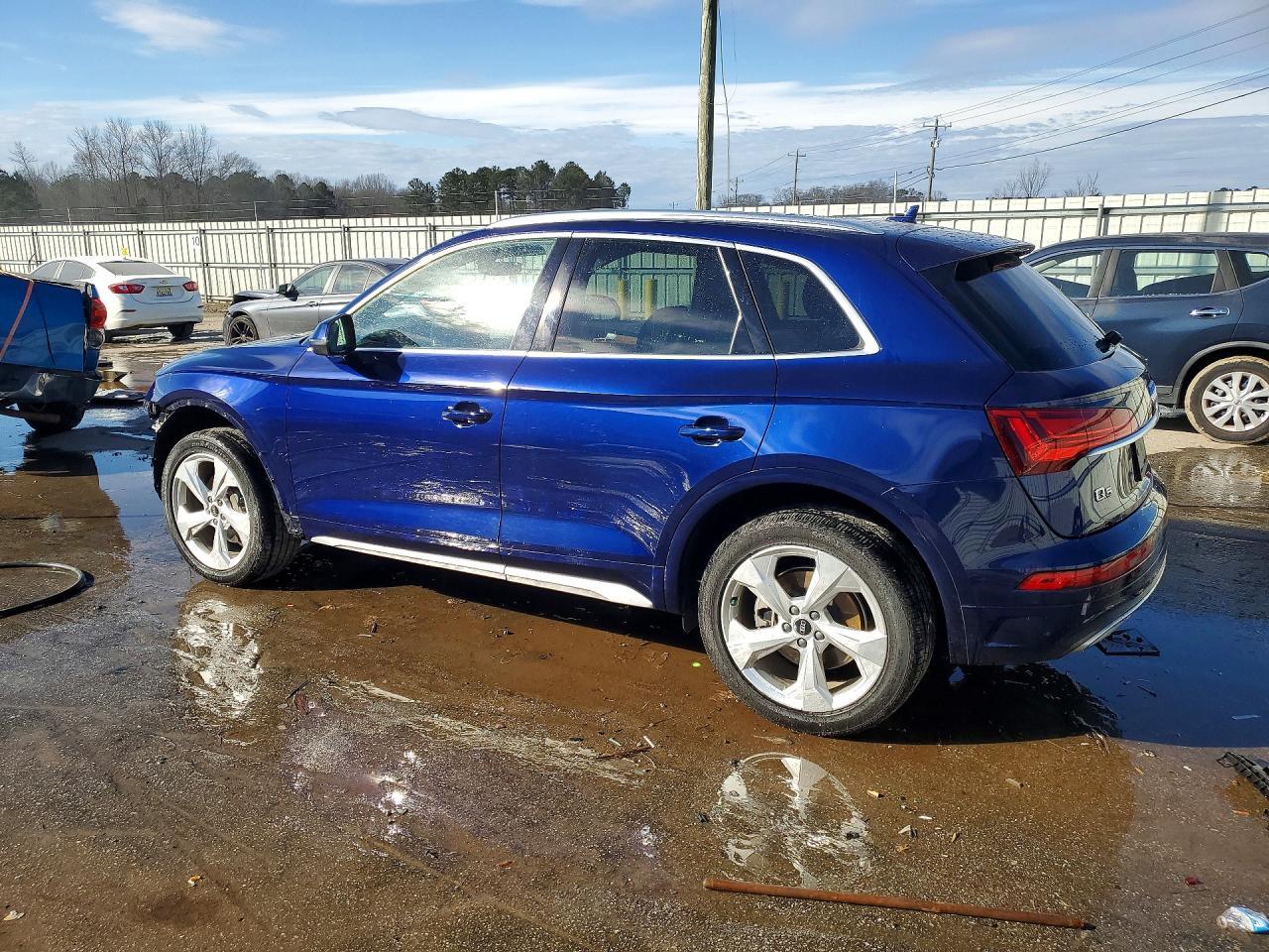 2021 Audi Q5 Premium Plus - Фото 2