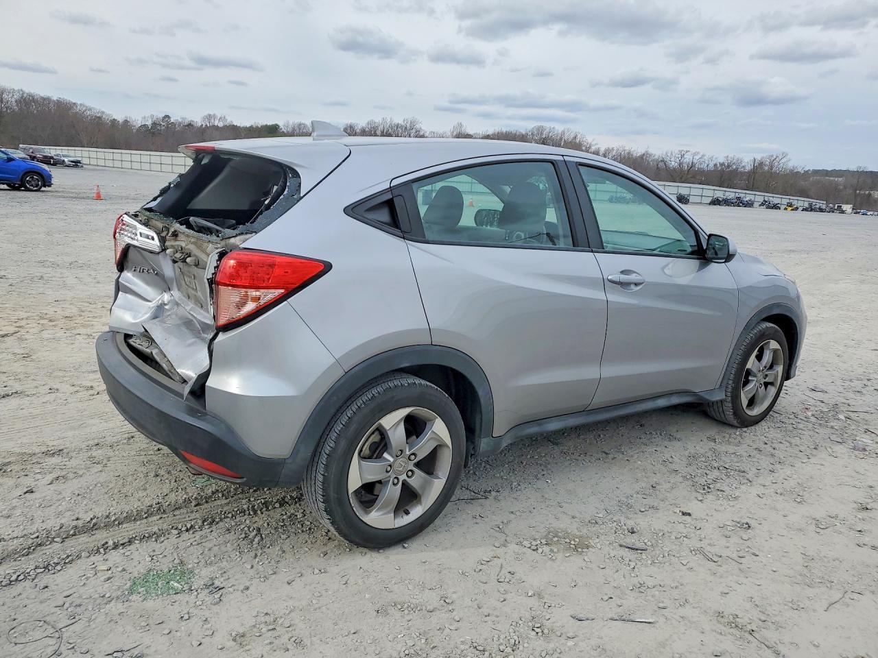 2018 Honda Hr-V Lx - Image 3