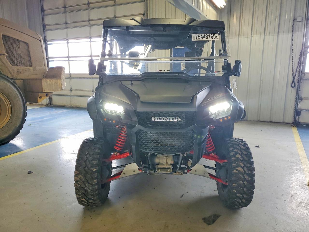 2018 Honda Pioneer 1000 Utility Vehicle - Image 2